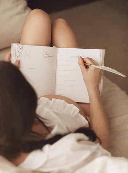 skin and senses Becoming Mama Pregnancy Journal